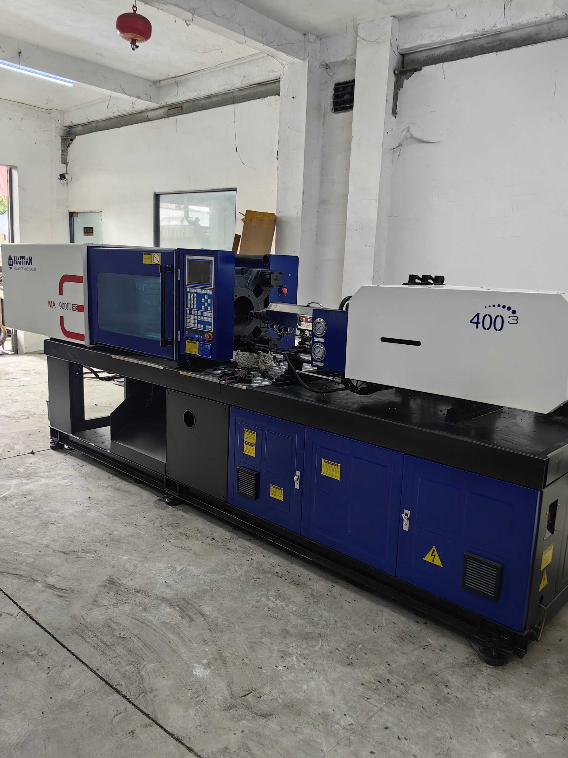 Haitian 90-ton injection molding machine for sale