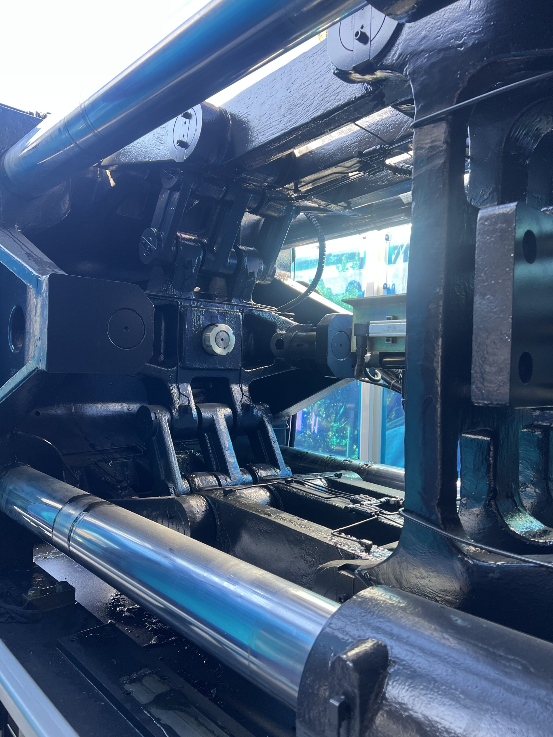 MA5300 injection machine